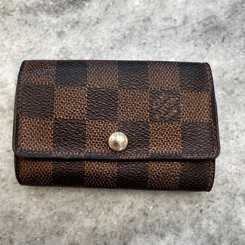 Louis Vuitton Damier Ebene 6 Key Holder